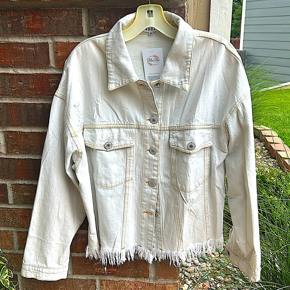 Blakeley Ladies 1X (16/18) Cheyenne Light colored Distressed Denim Jacket